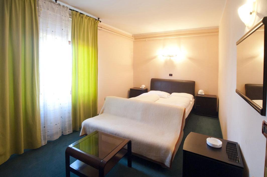 Hotel Zephyr - Plovanija Buje Rom bilde